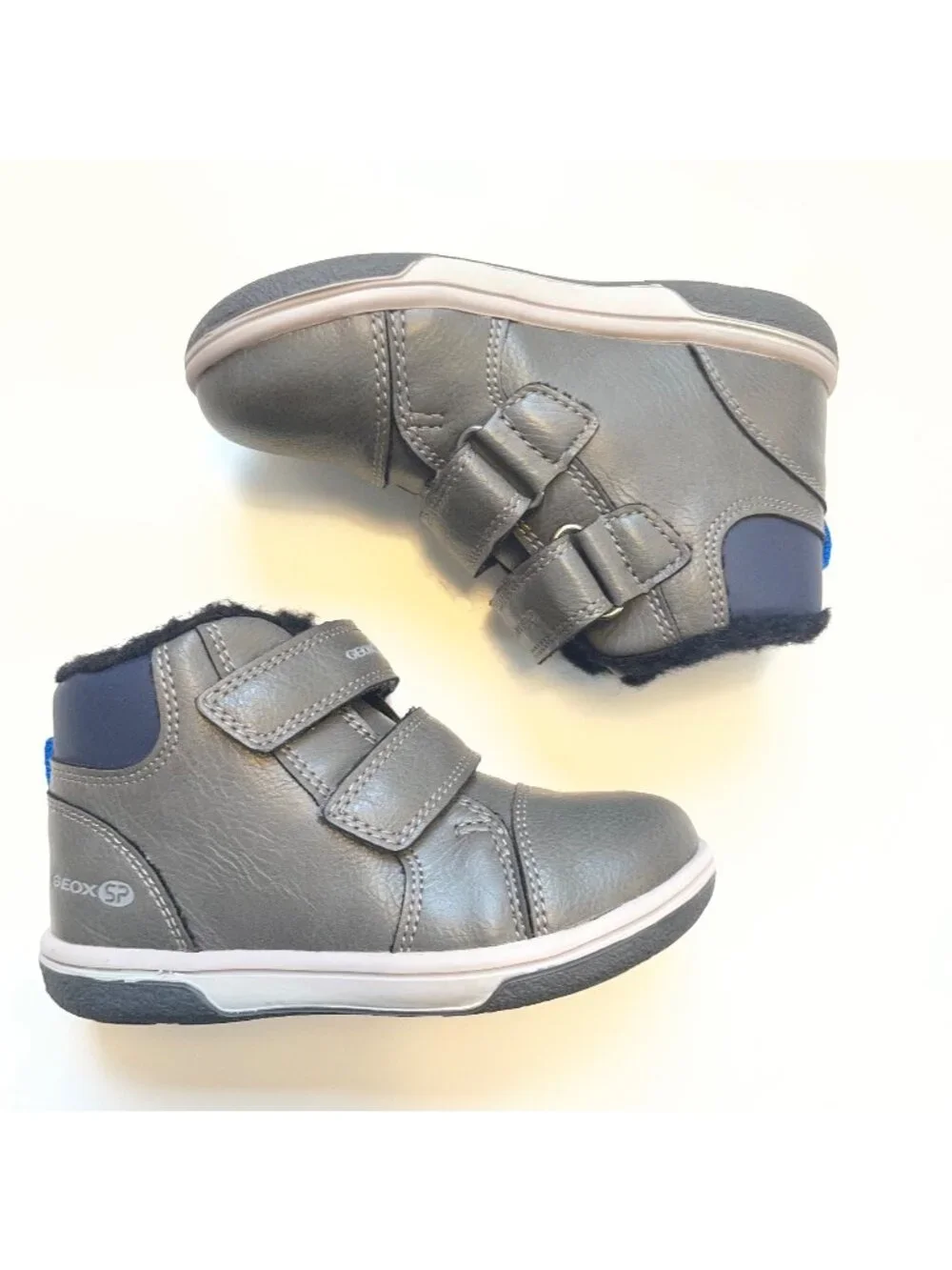 NWOB: Geox Boy's Flick 52 Velcro Insulated High Top Bootie Sneaker, Size 8.5